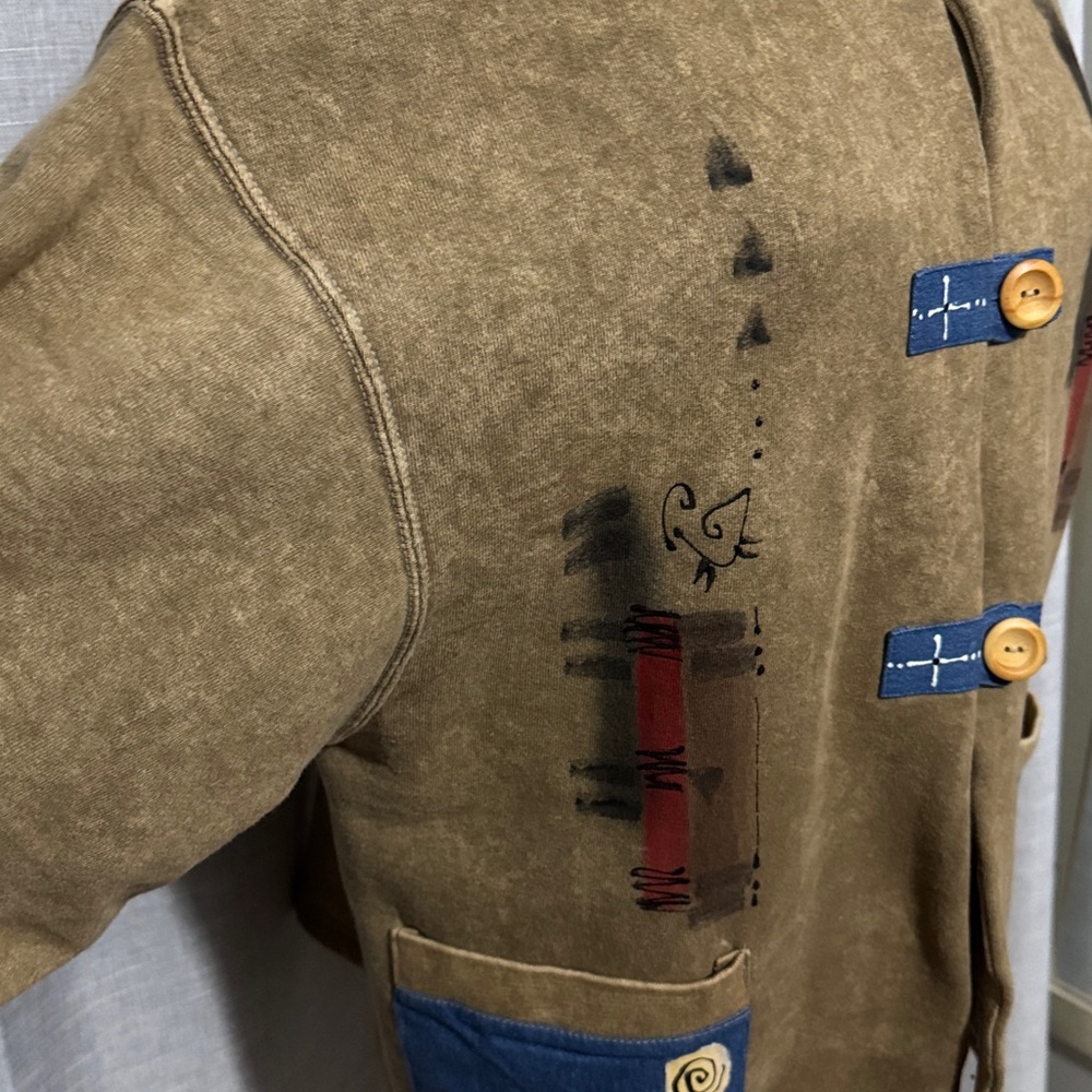 Vintage-Repurposed Sweatshirt-Tan-Abstract Detail-3 Button Toggle-Boxy Relaxed - Picture 7 of 16